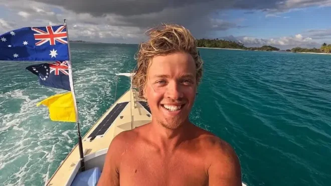 La increíble travesía del joven que cruzó el océano Pacífico remando en solitario durante 15 meses