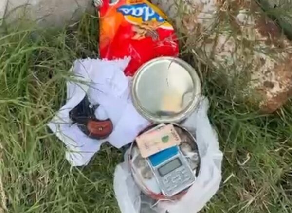 OPERATIVO ANTIDROGAS EN BARRIO AGRACIADA: TRES DETENIDOS, DROGA Y UN REVÓLVER CALIBRE 22 INCAUTADOS