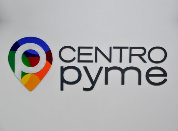 TREINTA Y TRES INAUGURA LA SEDE DEL CENTRO PYME Y PRESENTA EL PROGRAMA DESPEGA URUGUAY